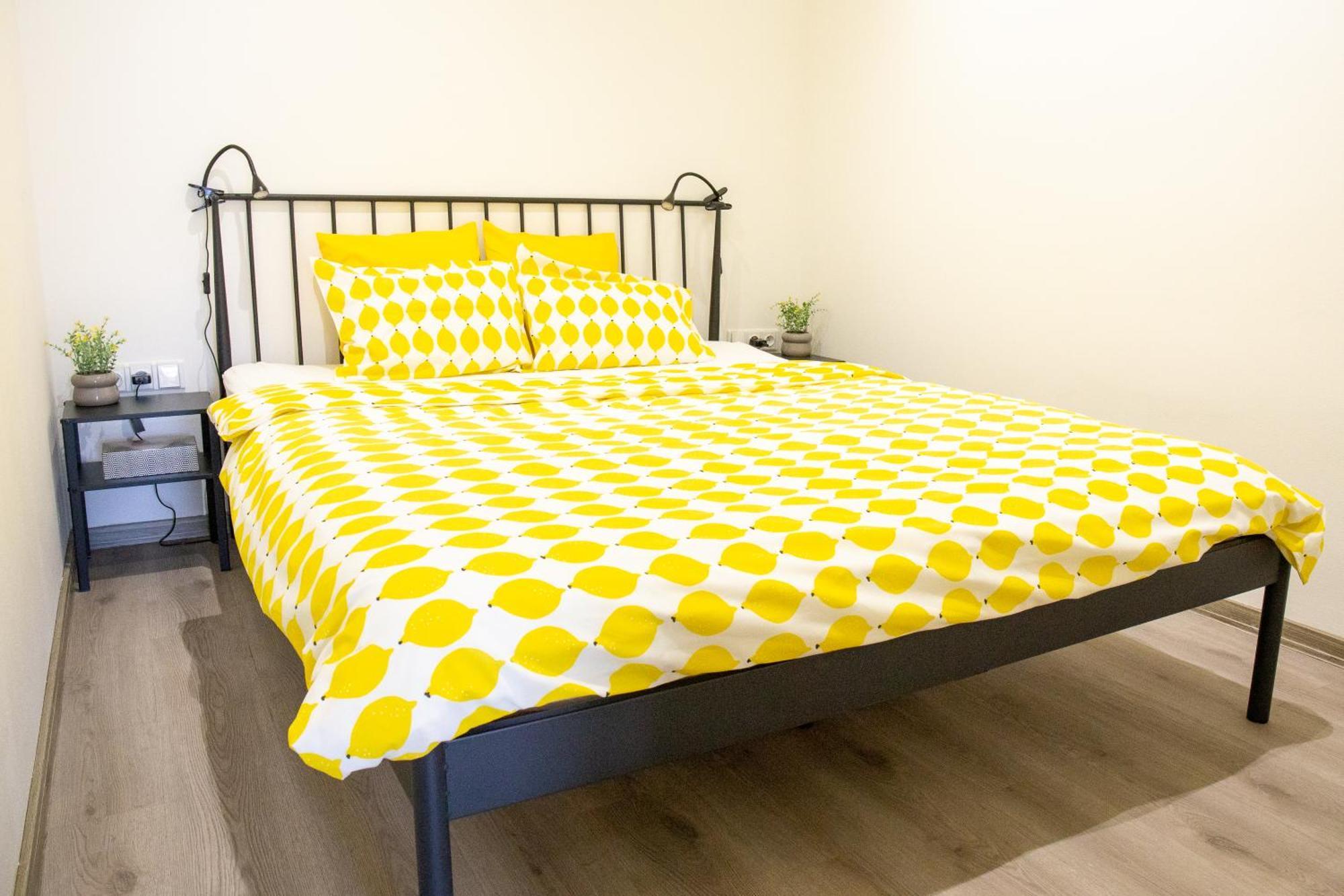 Apartman Yellow Submarine Se Slunnou Terasou كوتنا هورا المظهر الخارجي الصورة