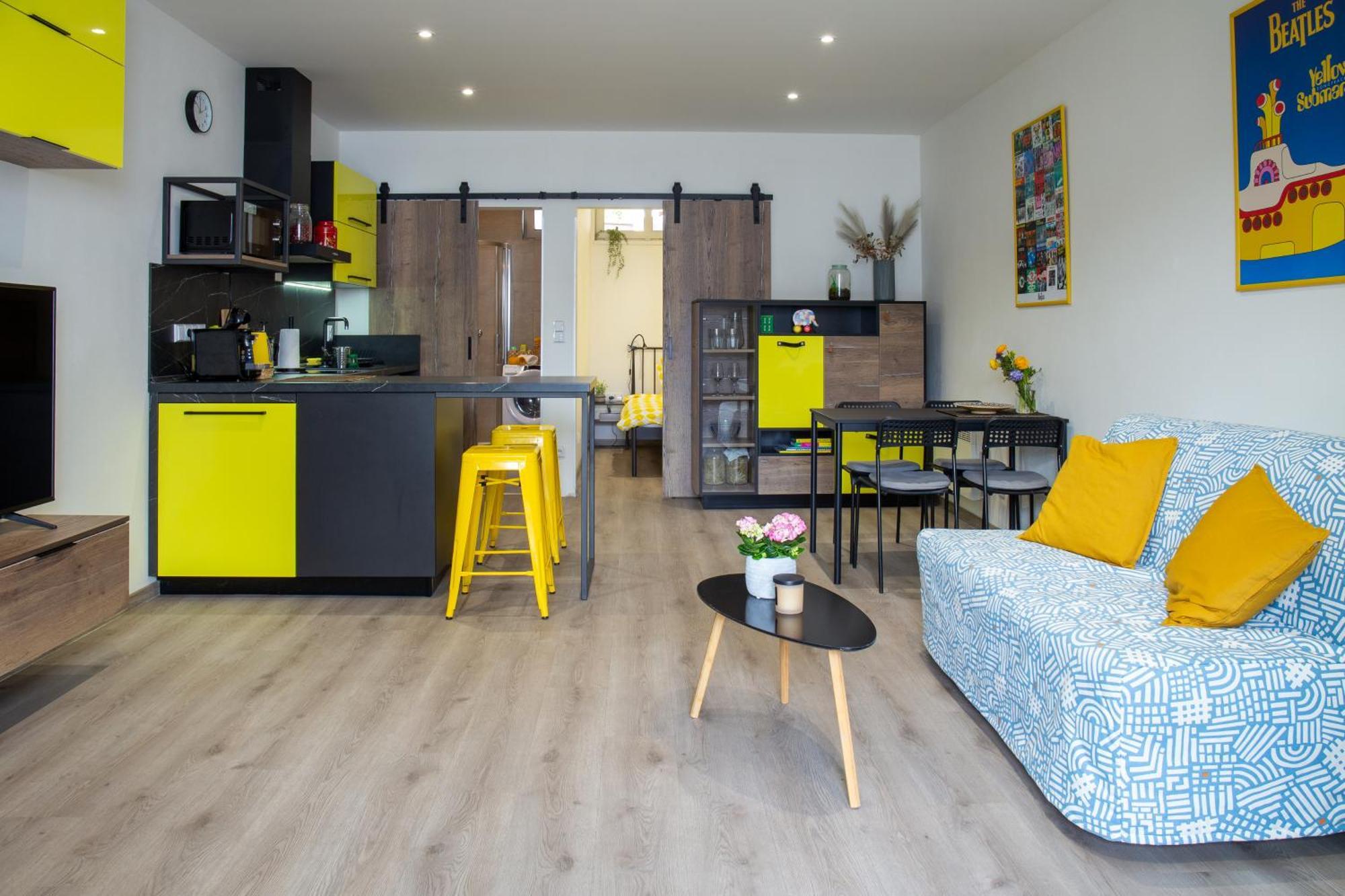 Apartman Yellow Submarine Se Slunnou Terasou كوتنا هورا المظهر الخارجي الصورة